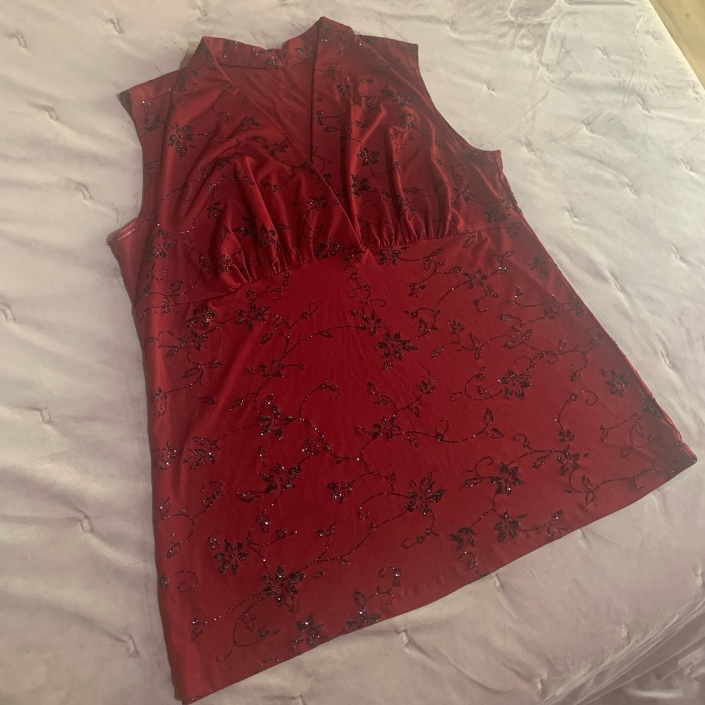 90s Style Red Sleeveless Top w/ Black Glitter Floral Detail